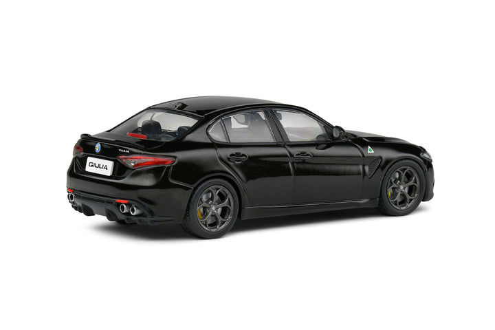 Solido 1:43 ALFA ROMEO GIULIA QUADRIFOGLIO BLACK