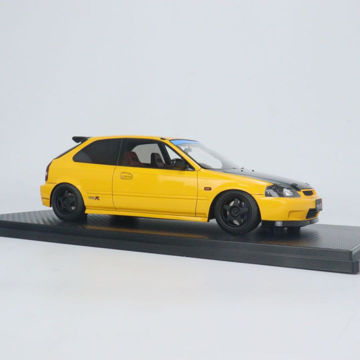 Ignition Model 1:18 Honda Civic (EK9) Type R Yellow