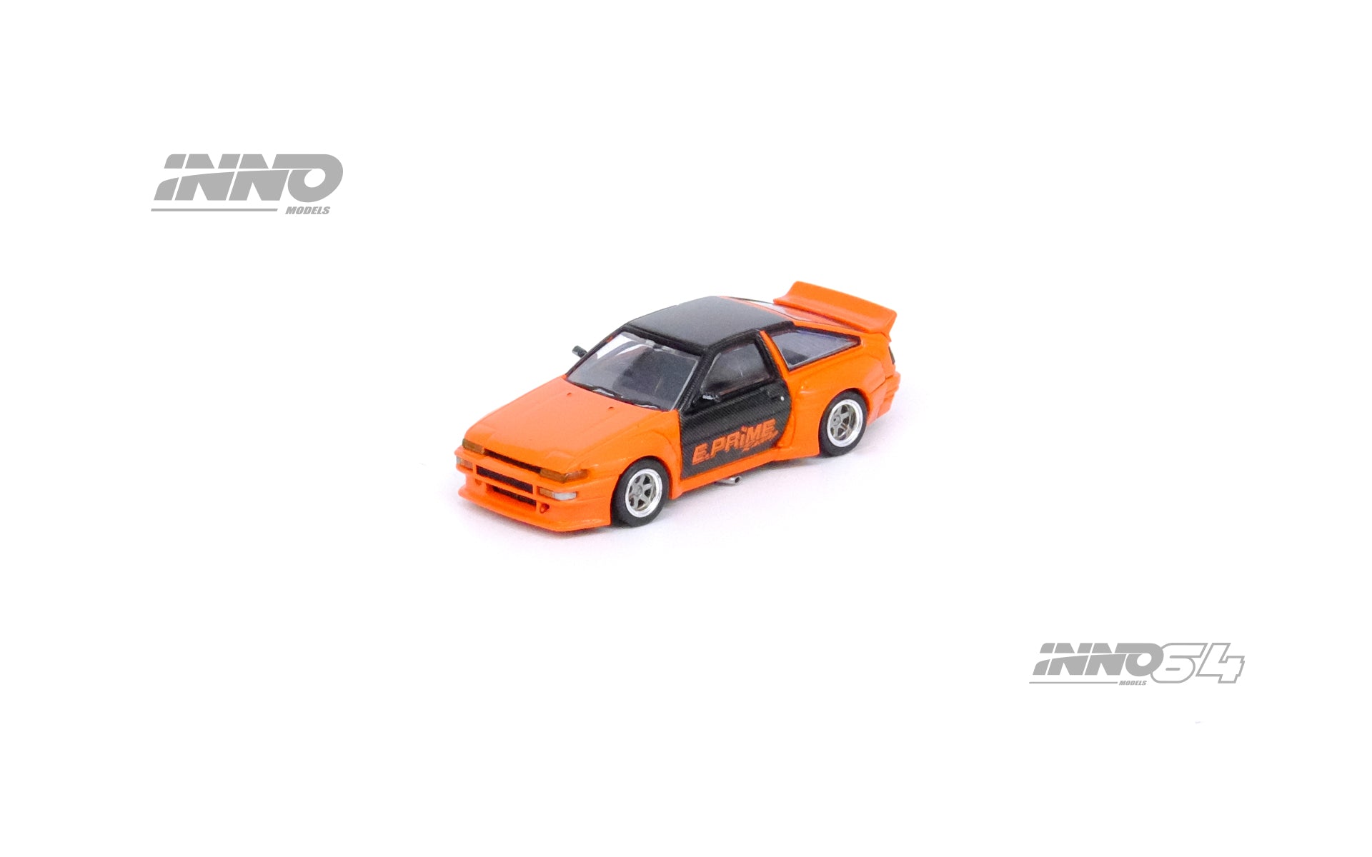 Inno64 1:64 Toyota Corolla Trueno AE86 PANDEM / ROCKET BUNNY IN64