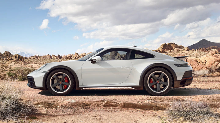 MINICHAMPS 1:18 Porsche 911 DAKAR 2022 (4 Colors)