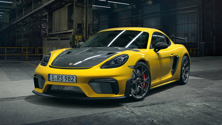Minichamps 1:18 Caymen 718 Caymen GT4 RS Weissach Package 110062124 Yellow