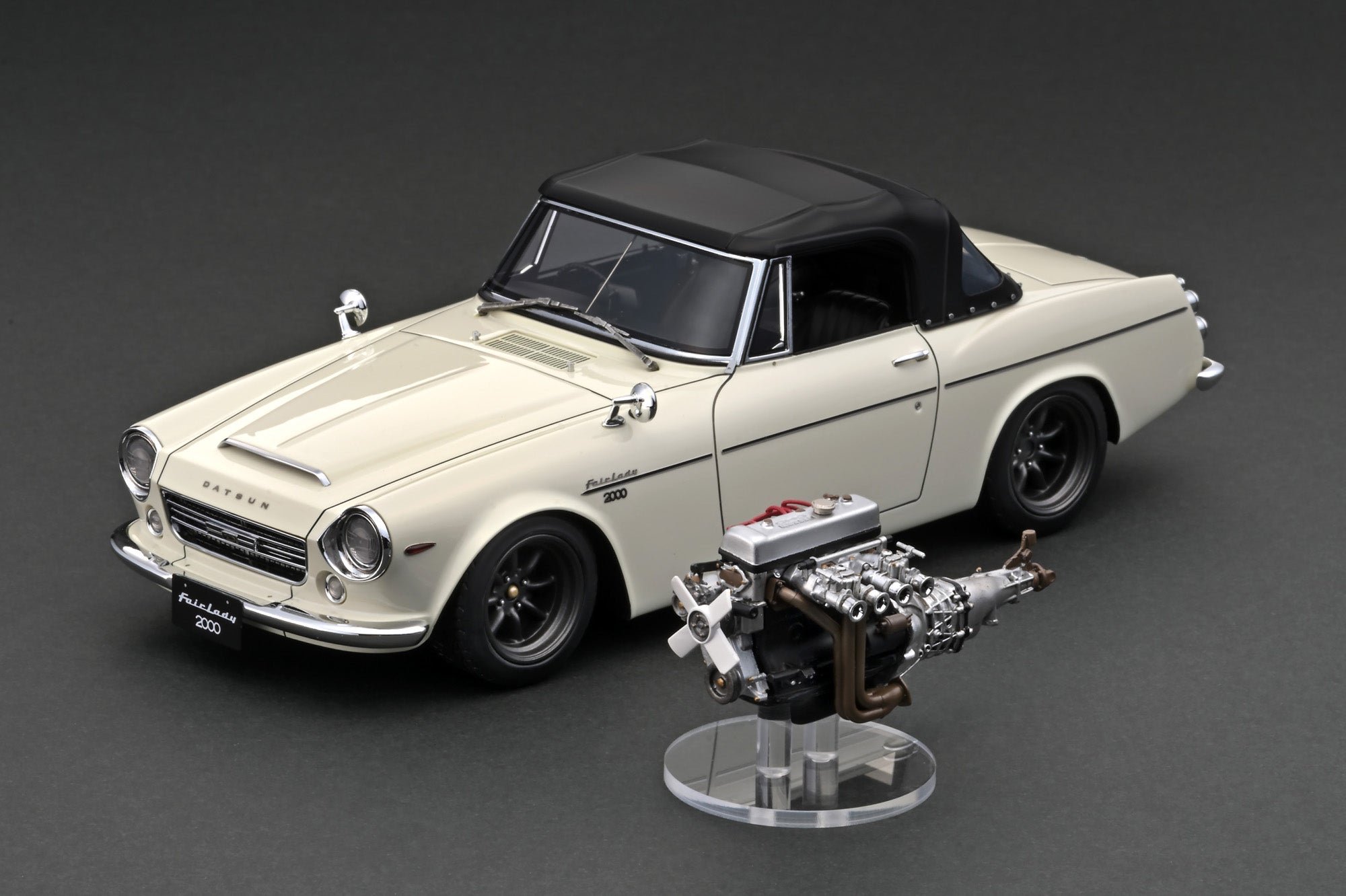 IG 1:18 DATSUN Fairlady 2000 (SR311) White With U20 Engine IG2708 – Horizon  Diecast