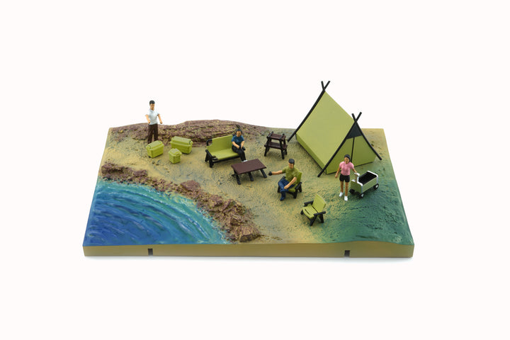 BM Creations 1:64 Diorama City - 004 Camping Site Green Tent