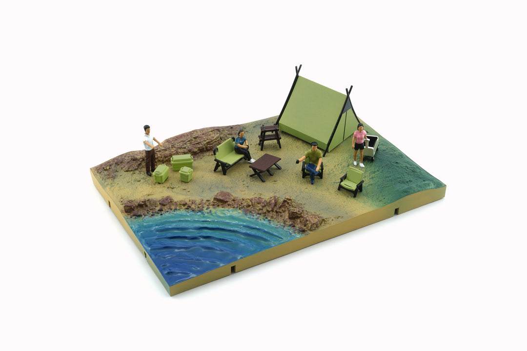 BM Creations 1:64 Diorama City - 004 Camping Site Green Tent