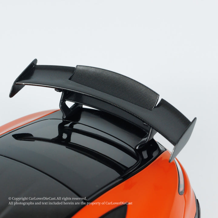 MINICHAMPS 1:18 MERCEDES-AMG GT BLACK SERIES 2021 ORANGE 113032026