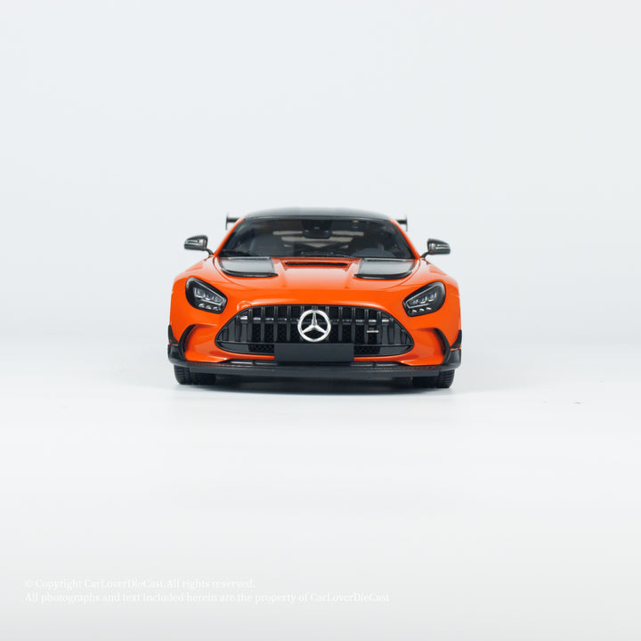 MINICHAMPS 1:18 MERCEDES-AMG GT BLACK SERIES 2021 ORANGE 113032026