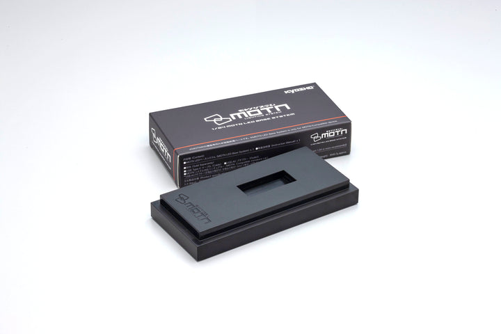 Kyosho 1:64 NISSAN SKYLINE GT-R with LED (NISMO BNR34 CRS Version) 07130LGR