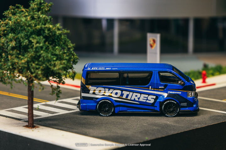 Tarmac Works 1:64 Toyota Hiace Widebody Toyo Tires T64-038-TOYO