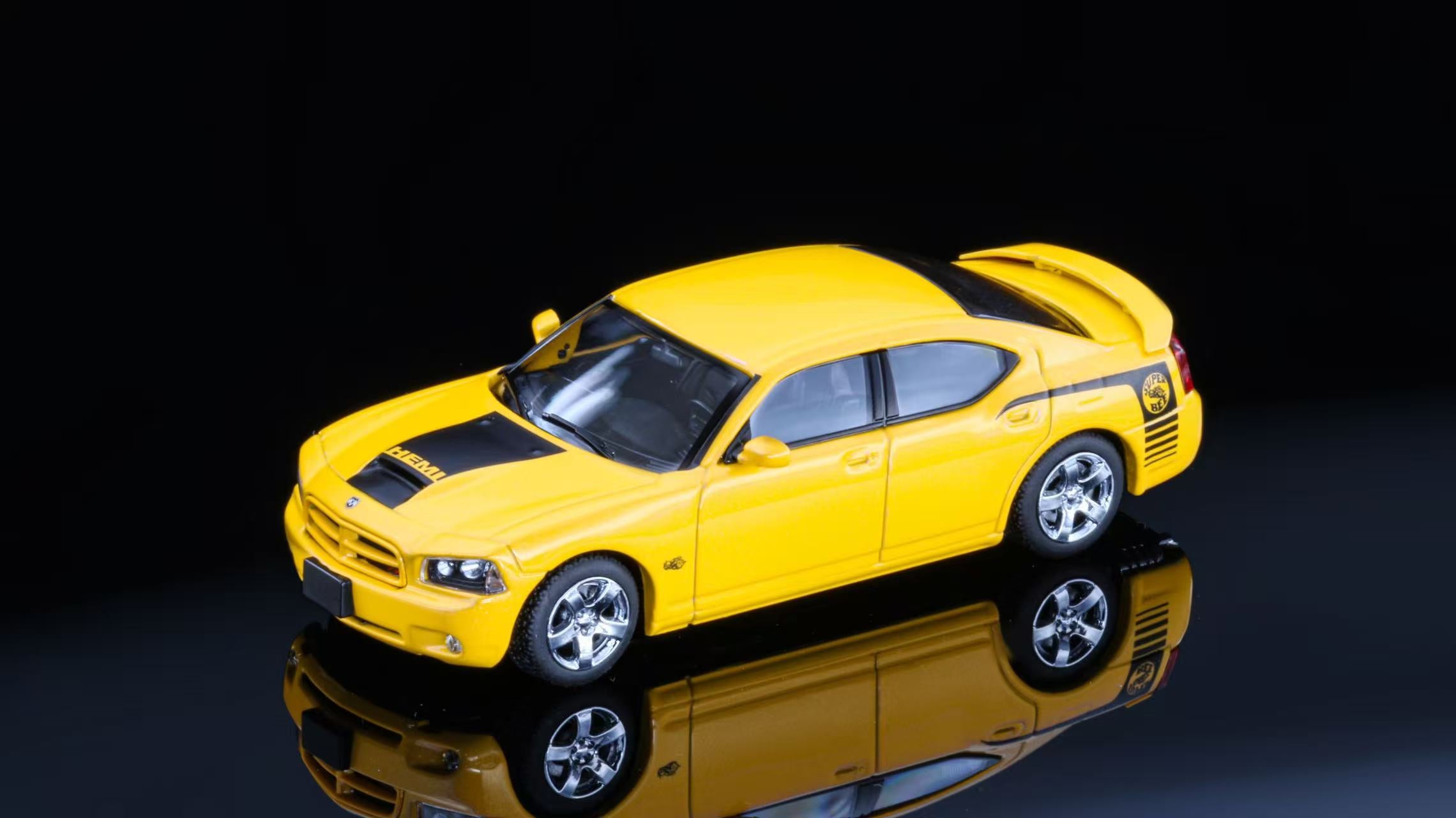 Rollin 1:64 Dodge Charger 08 R/T - Yellow – Horizon Diecast