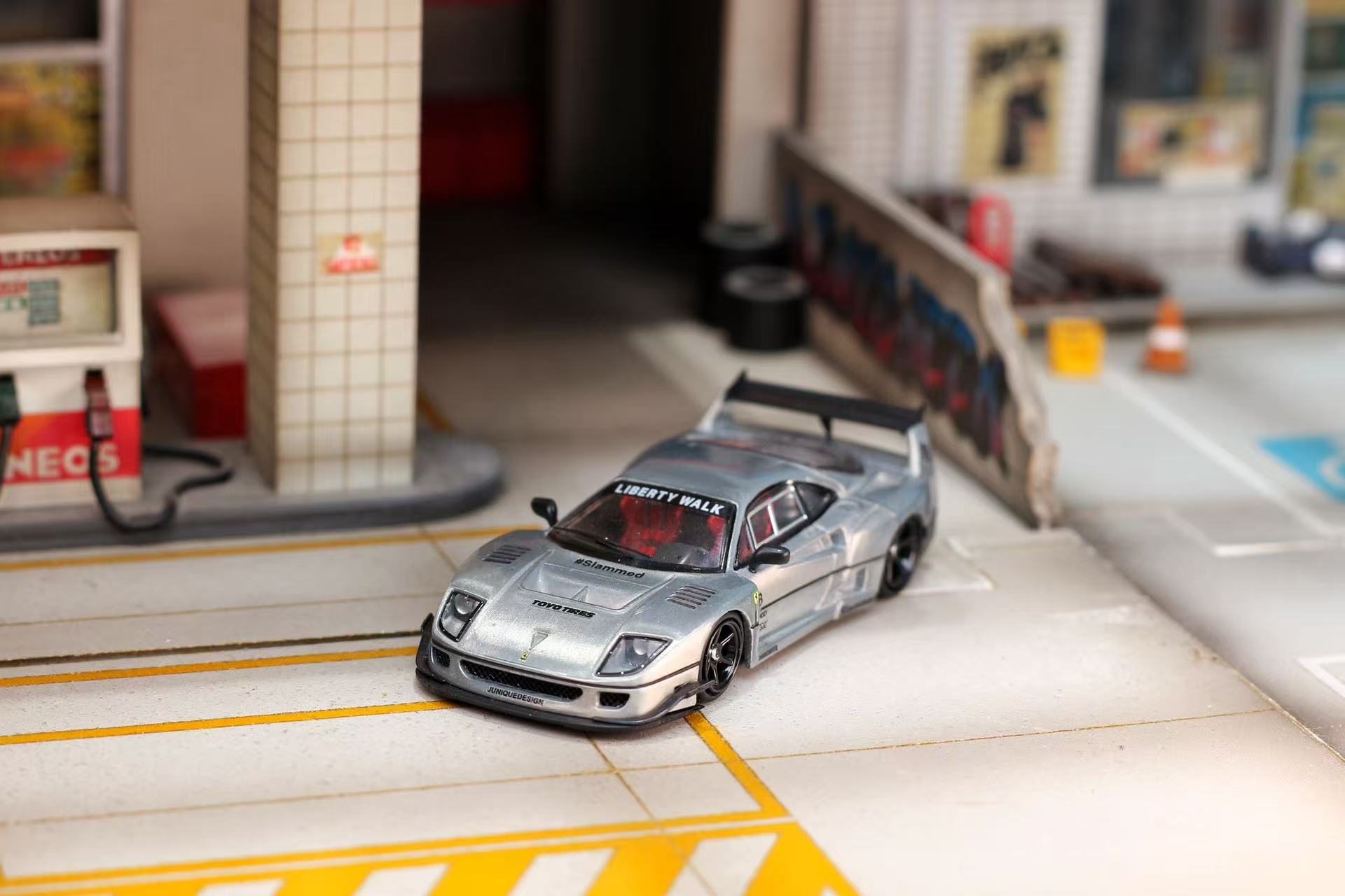 Preorder] Ghost Player 1:64 LBWK Ferrari F40 Customized Verison