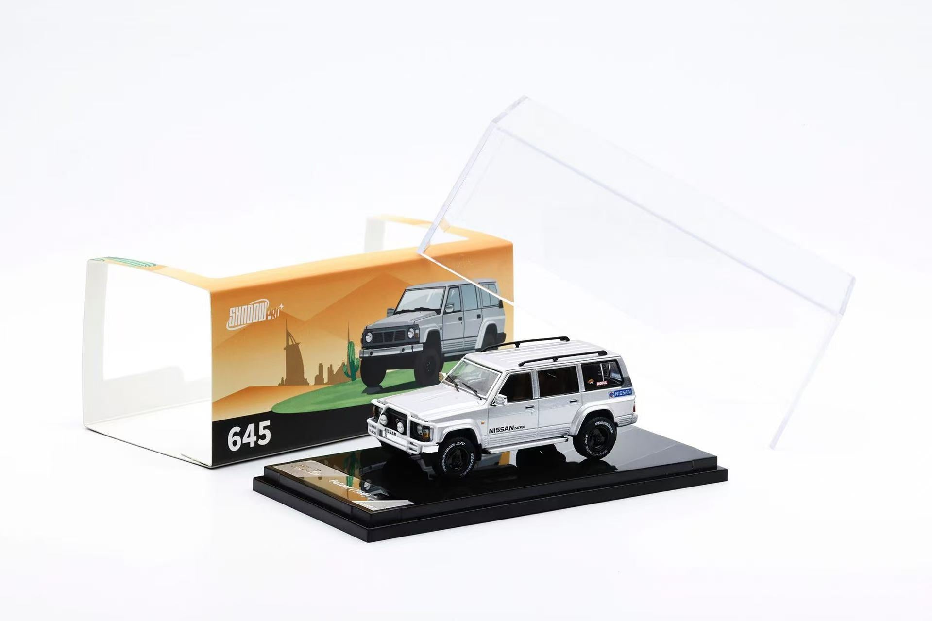 Shadow Pro 1:64 Nissan PATROL GR (Y60) - LHD SILVER KS-079-645