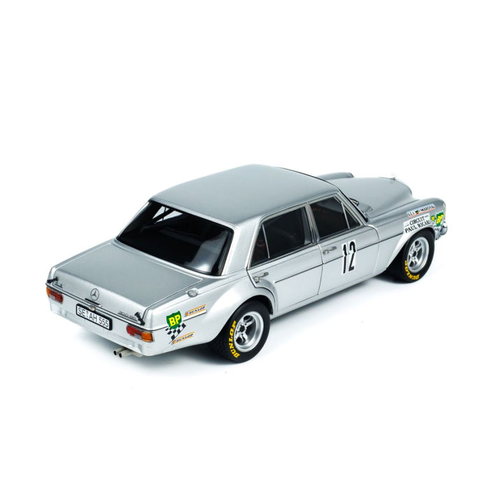 MINICHAMPS 1:18 Mercedes-Benz 300 SEL 6.8 AMG - 1971 - SILVER