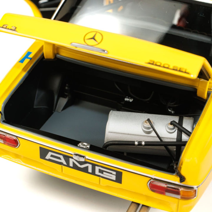 MINICHAMPS 1:18 Mercedes-Benz 300SEL 6.8 1971 HANS HEYER - 'HANNEN ALT'