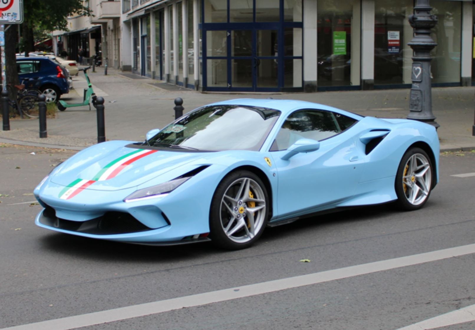 Preorder] BBR Models 1:43 Ferrari F8 Tributo - azzurro la plata