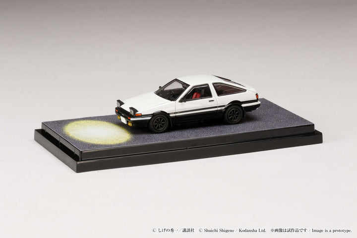 Hobby Japan 1:64 Toyota SPRINTER TRUENO GT APEX (AE86) / INITIAL D Engine Mounted Model with Wataru Akiyama
