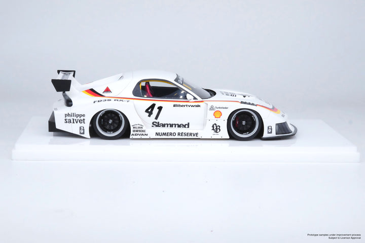 Inno18 1:18 Mazda RX7 (FD3S) LB-SUPER SILHOUETTE WHITE IN18-LBWKRX7-02