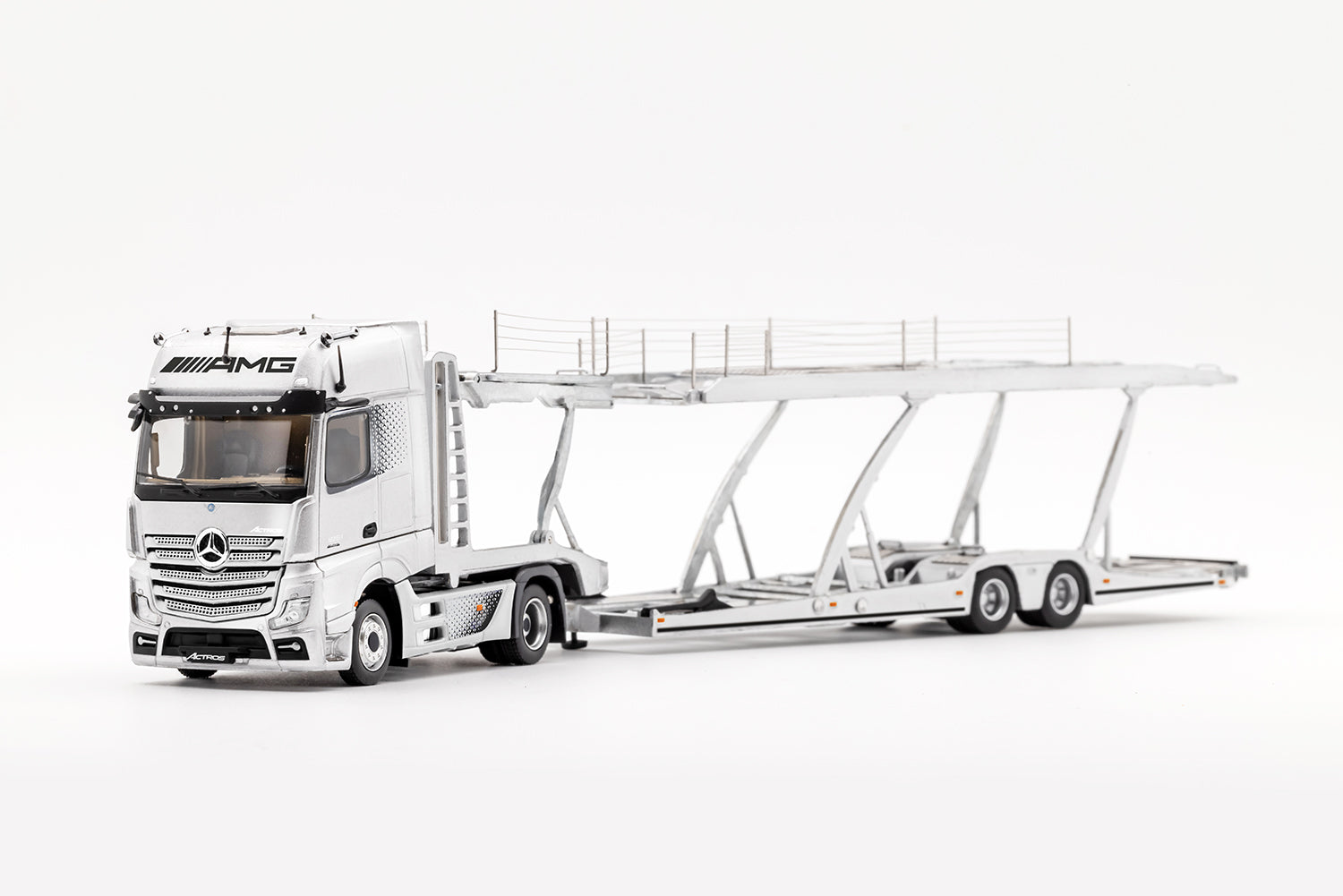 GCD 1:64 MERCEDES-BENZ Actros Transporter (2 Colors