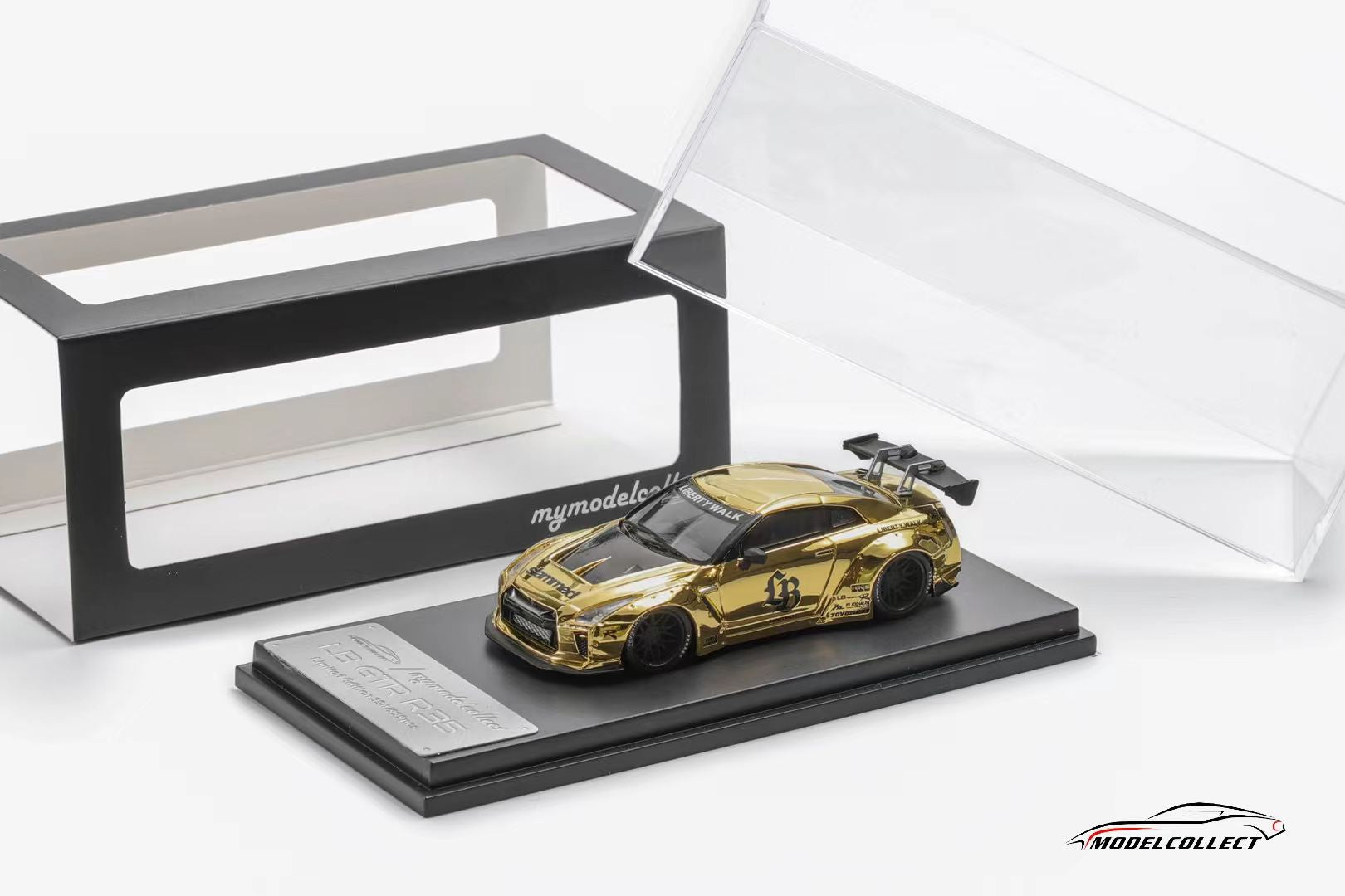 Model Collect 1:64 Nissan GTR R35 LB 1.5 version Chrome Gold
