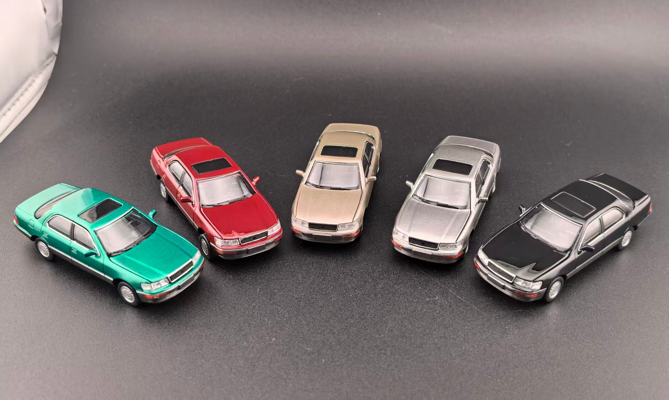 Preorder] Fine works64 1:64 Lexus LS400 (5 Colours) – Horizon Diecast