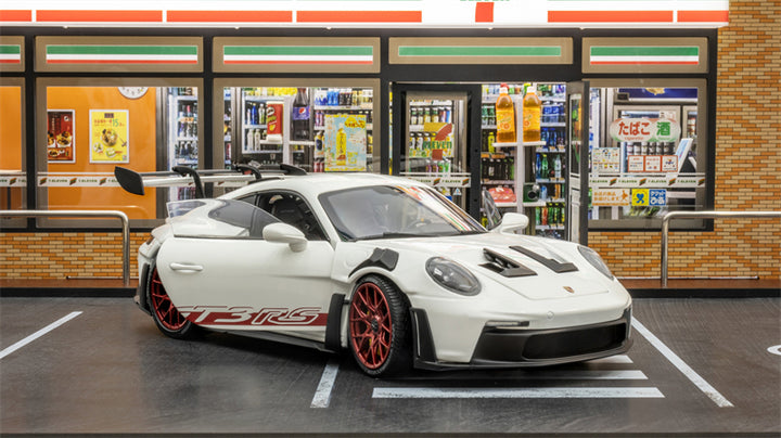 Minichamps 1:18 PORSCHE 911 (992) GT3 RS 2022- White 113062024