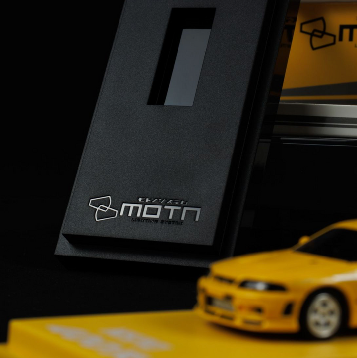 Kyosho 1:64 Mini Car & Book Nissan Nismo 400R Yellow 07128LY
