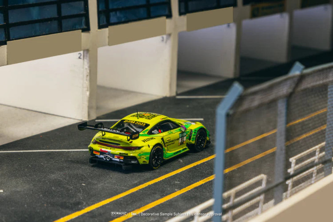 Tarmac Works 1:64 Porsche 911 GT3 R DTM Champion 2023 Thomas Preining T64-084-23DTM91