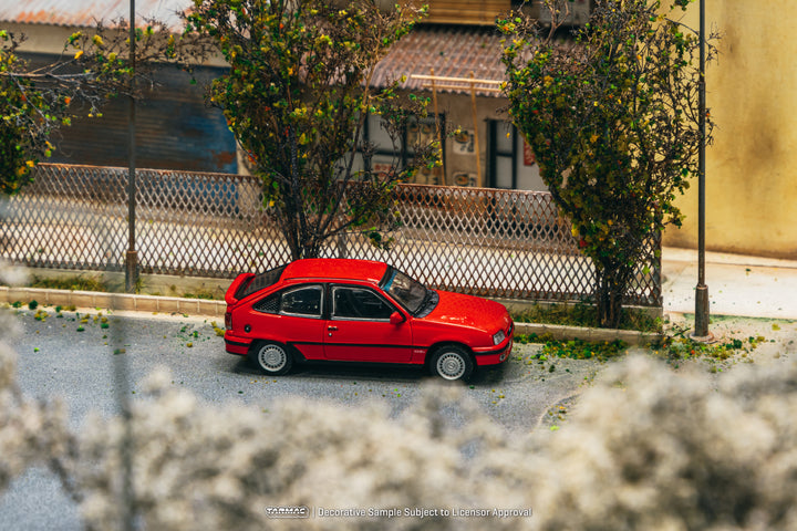 Tarmac Works 1:64 Opel Kadett GSi Red T64G-065-RE