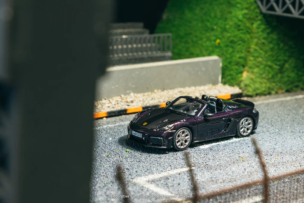 Minichamps X Tarmac Works 1:64 Porsche 718 Spyder RS Viola Metallic - COLLAB64 T64MC-008-VM