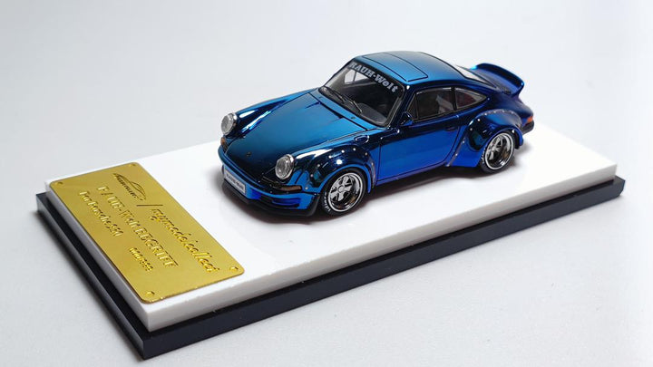Model Collect 1:64 RWB 930 Chrome Blue