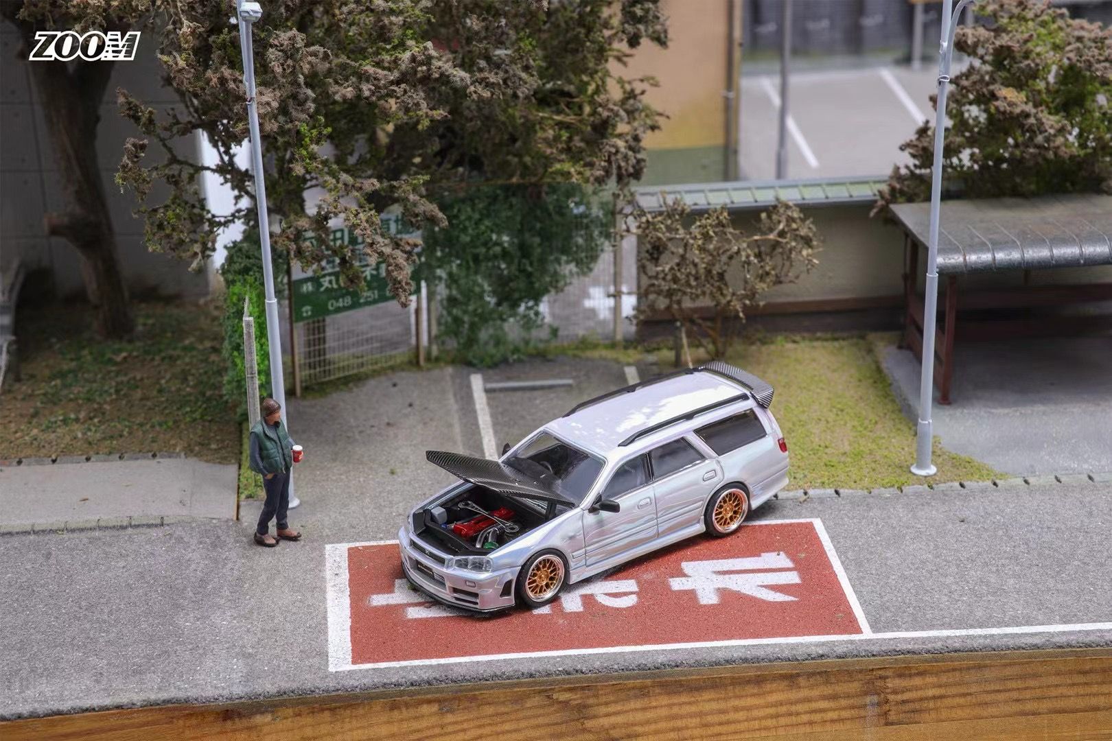 Zoom 1:64 Nissan R34 Stagea 1st gen Qc34 260RS (2 Colors