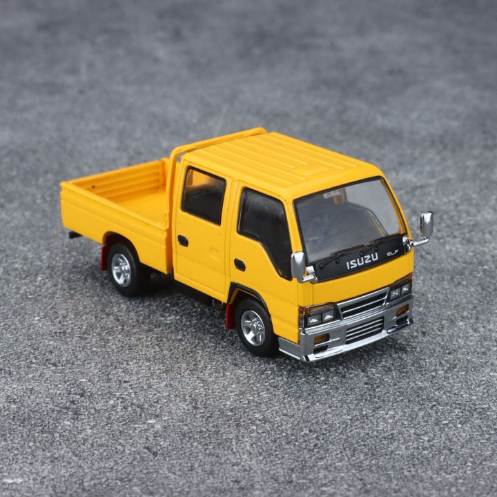 Model1 One 1:64 ISUZU Truck ELF 250 Diecast (2 Versions)