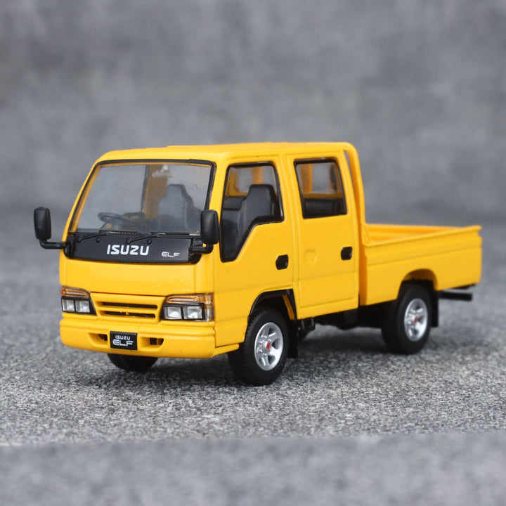 Model1 One 1:64 ISUZU Truck ELF 250 Diecast (2 Versions)