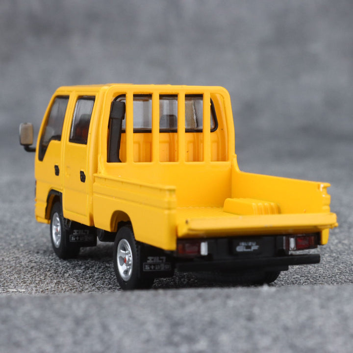 Model1 One 1:64 ISUZU Truck ELF 250 Diecast (2 Versions)