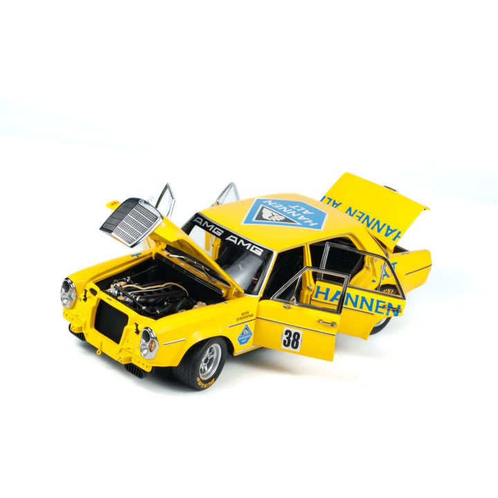 MINICHAMPS 1:18 Mercedes-Benz 300SEL 6.8 1971 HANS HEYER - 'HANNEN ALT'