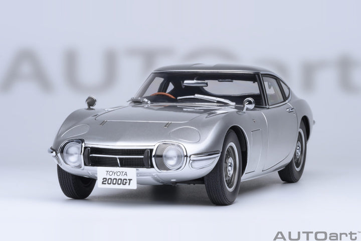 AUTOart 1:18 Toyota 2000GT 1967 Silver 79548
