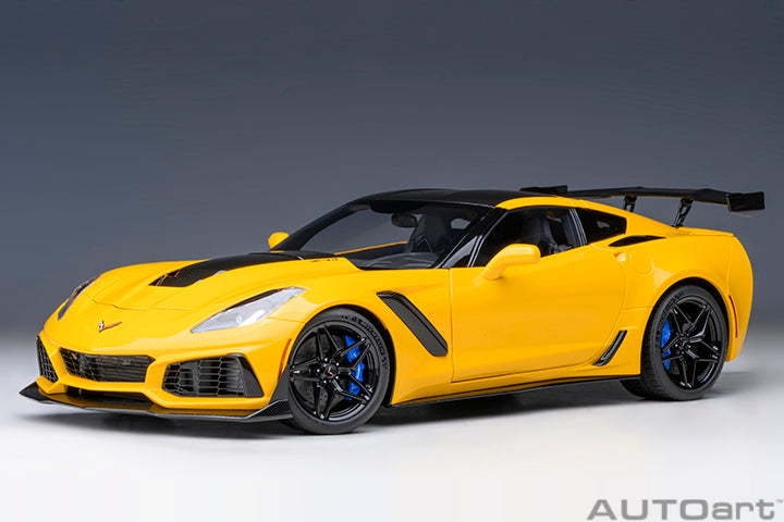 AUTOart 1:18 Chevrolet Corvette ZR1 (Racing Yellow Tintcoat)
