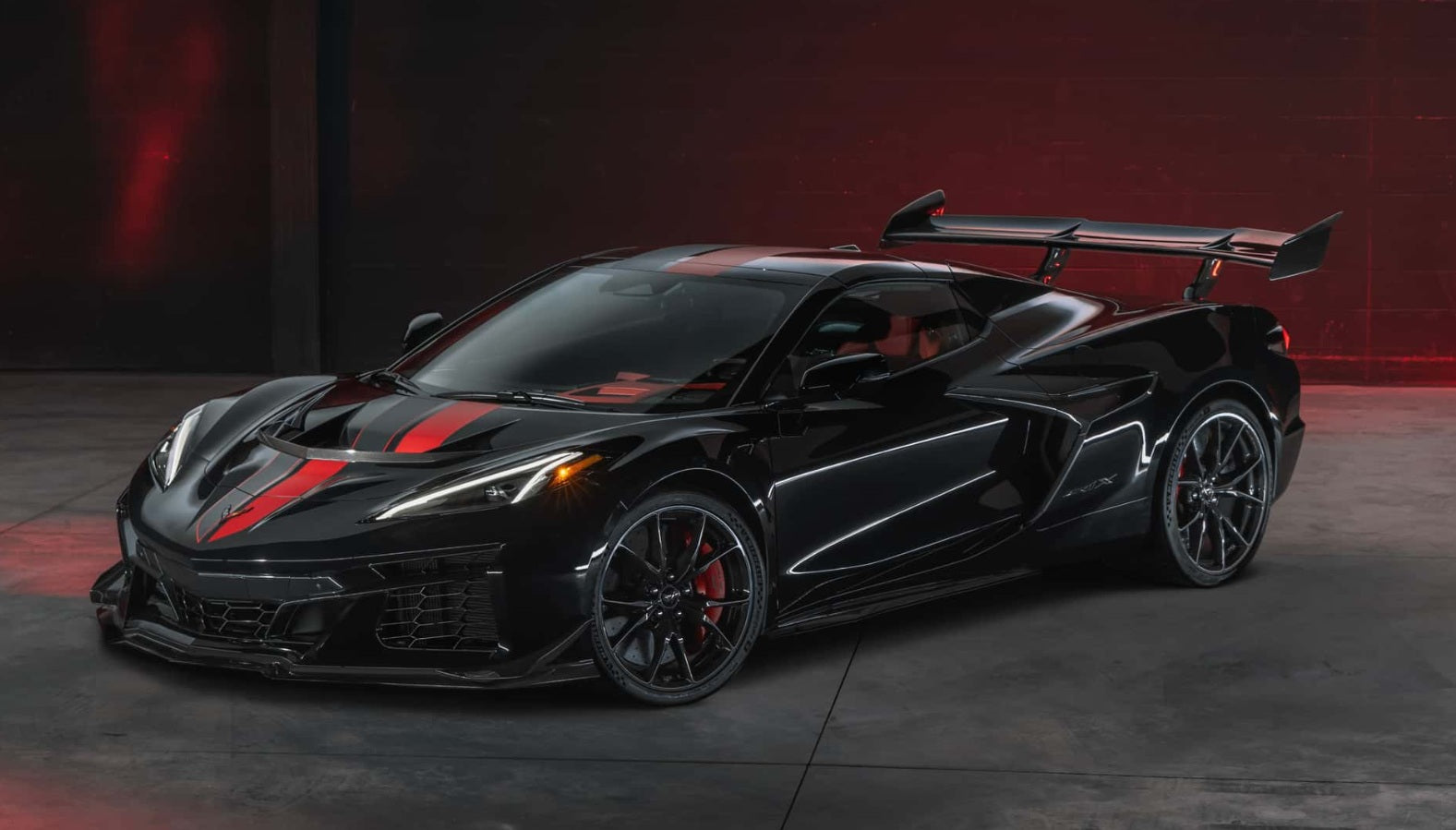 Preorder] GT Spirit 1:18 CHEVROLET CORVETTE ZR1X BLACK 2025 GT1027