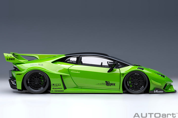 AutoArt 1:18 Liberty Walk LB Silhouette Works Huracan GT Pearl Green