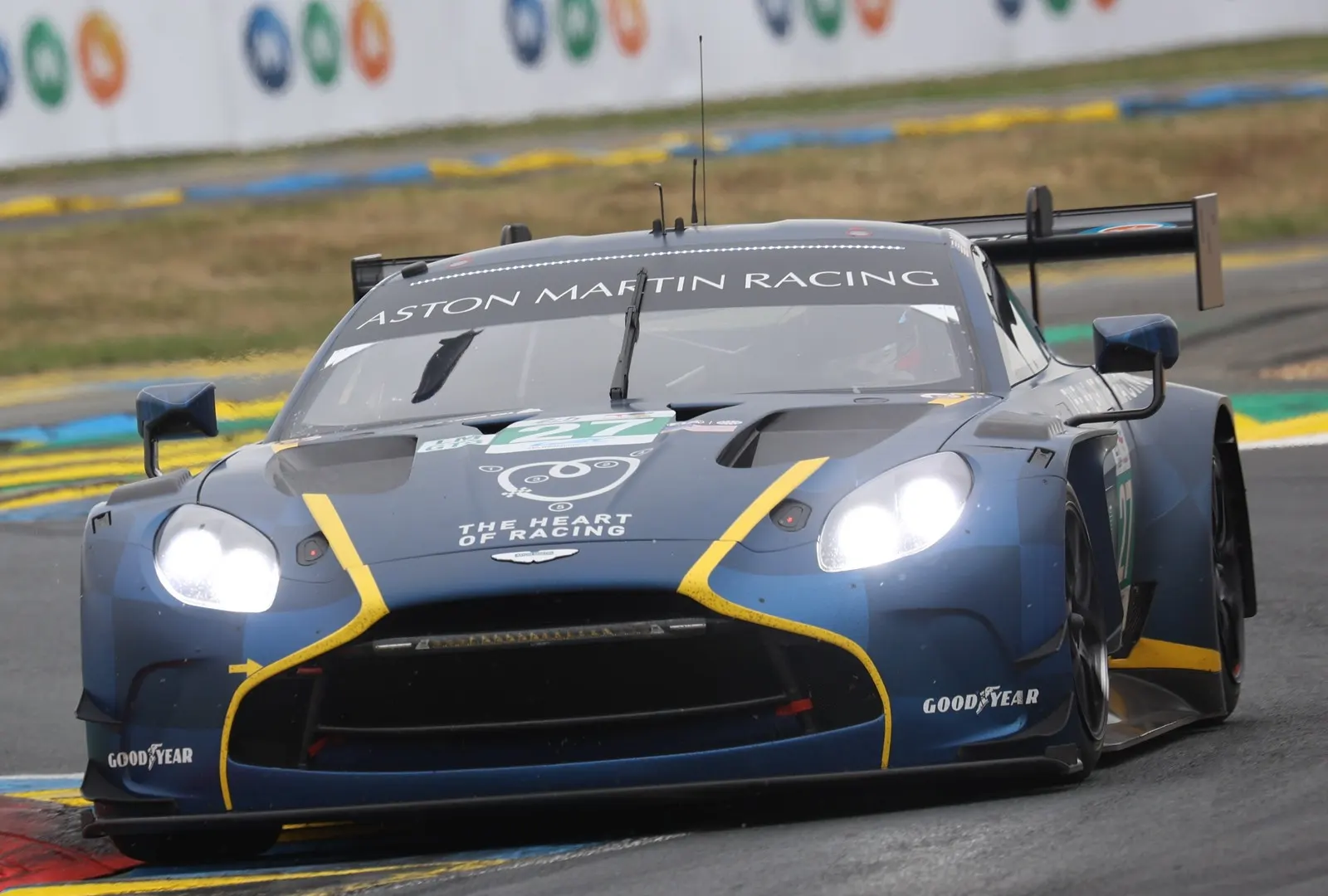 【Spark】Astonmartin Vantage AMR GT3 2019 Spark 1:43 Aston Martin Vantage AMR GT4 #36 24h Nürburgring