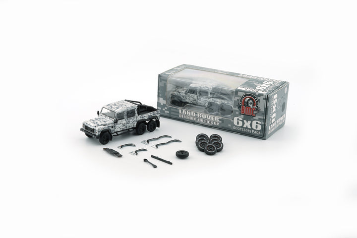 BM Creation 1:64 Land Rover 2016 Defender 110 Pick Up White