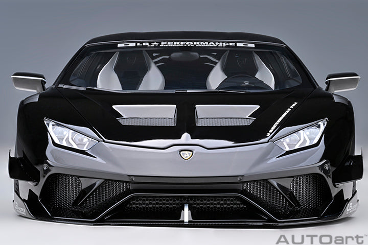 AUTOart 1:18 Liberty Walk LB Silhouette Works Huracan GT Black 79129