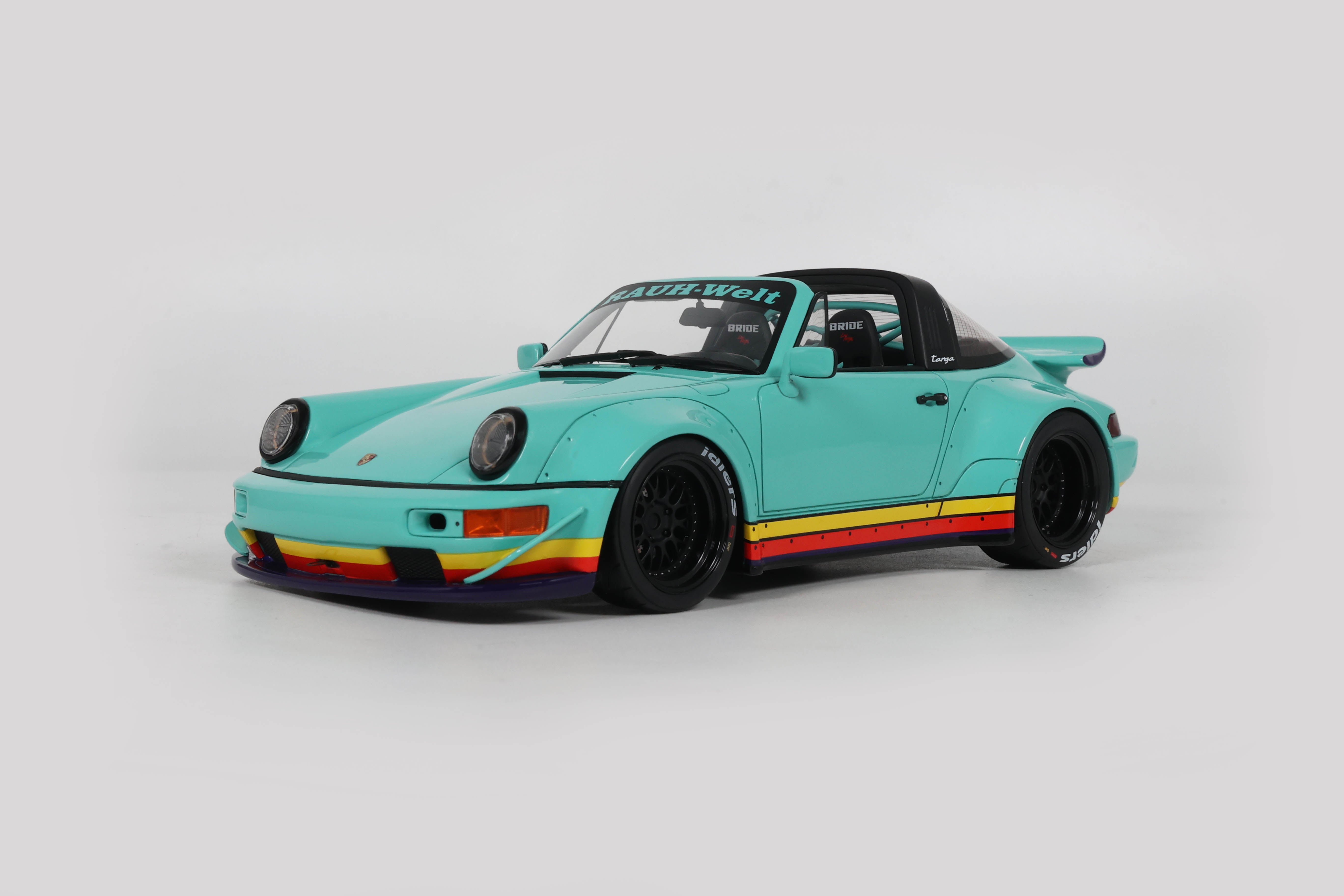 Preorder] GT Spirit 1:18 Porsche RWB GUNDAM GREEN 2024 GT583