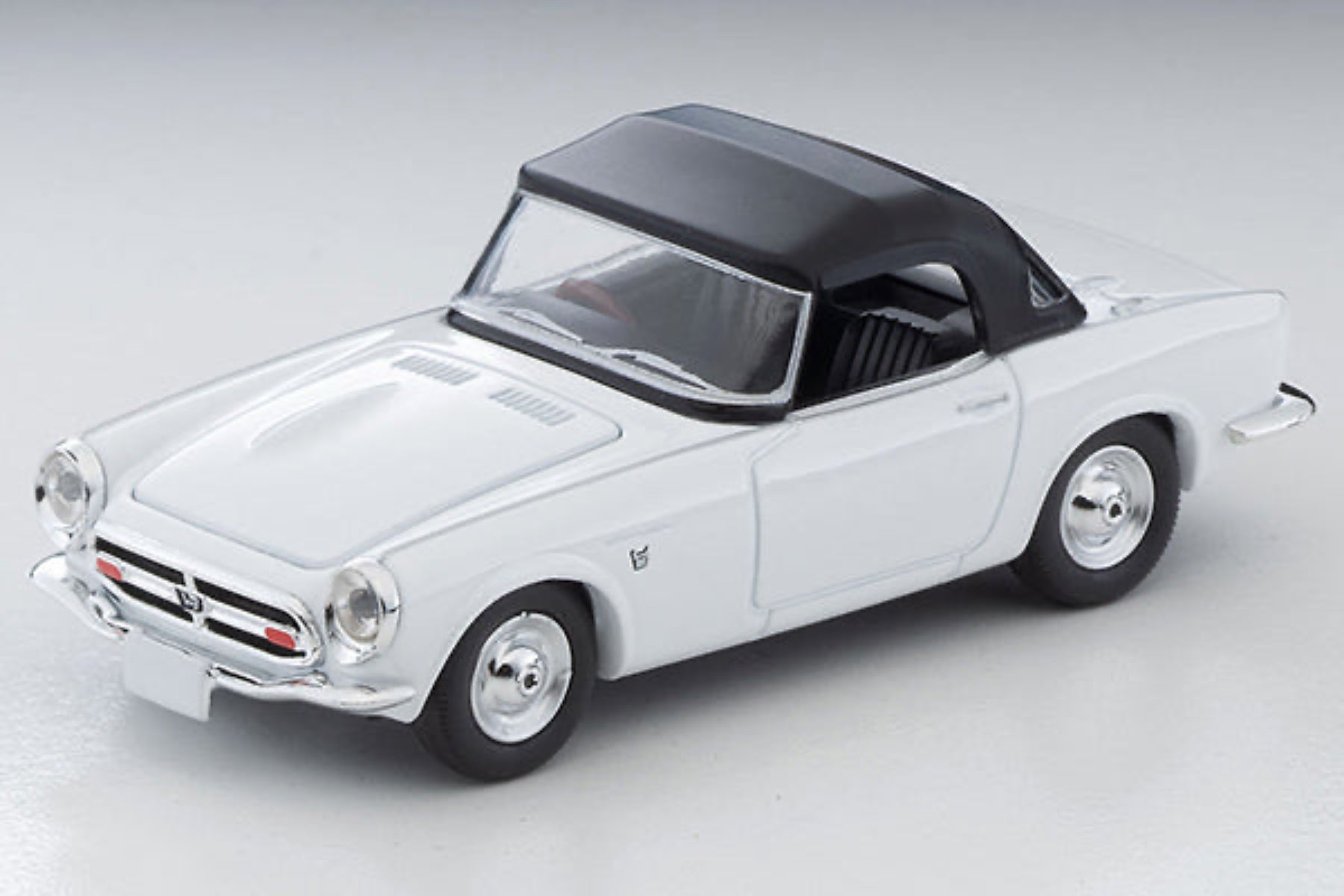 Tomytec TLVN 1:64 Honda S800 Closed Top (White) LV-200c