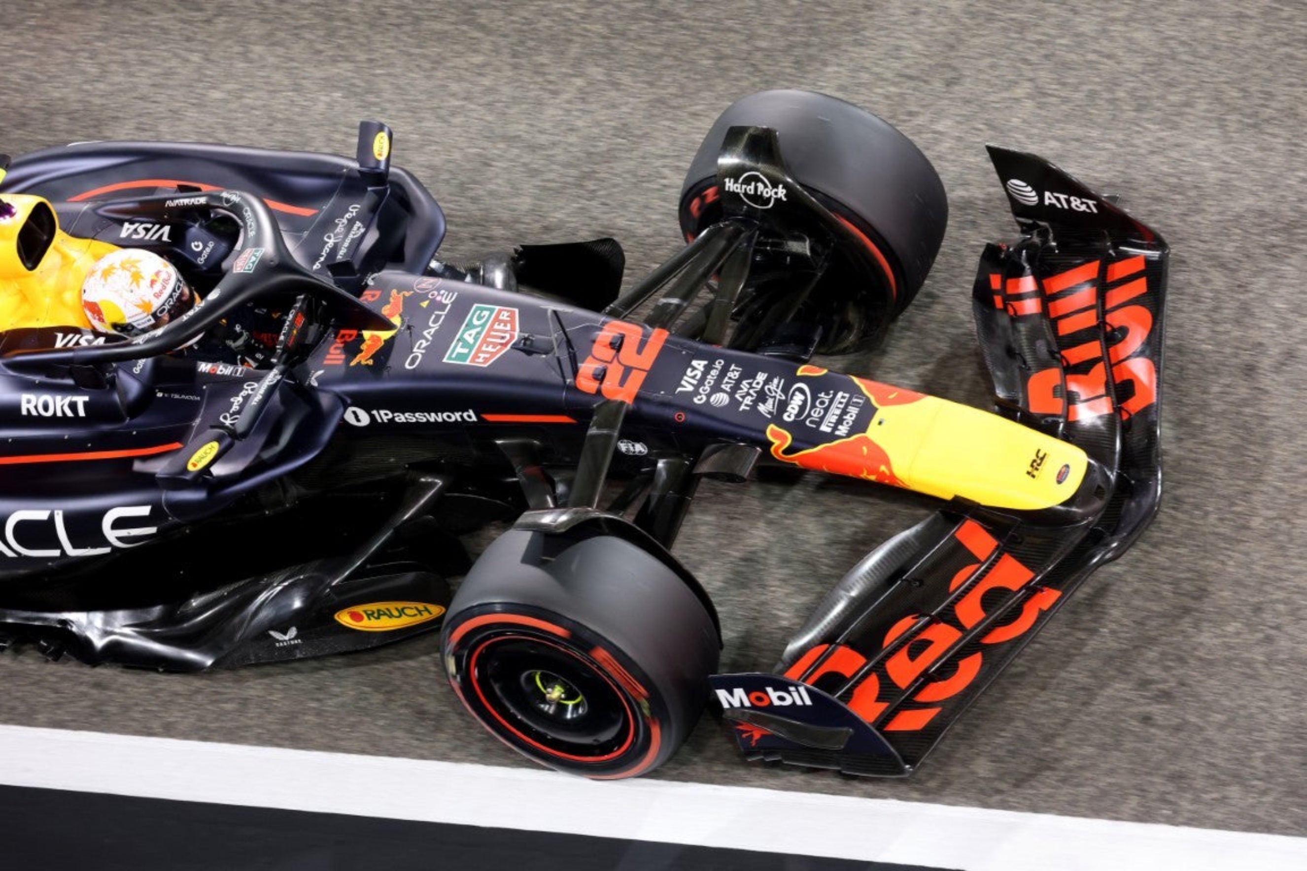Preorder] MINICHAMPS 1:64 ORACLE RED BULL RACING RB21 - YUKI