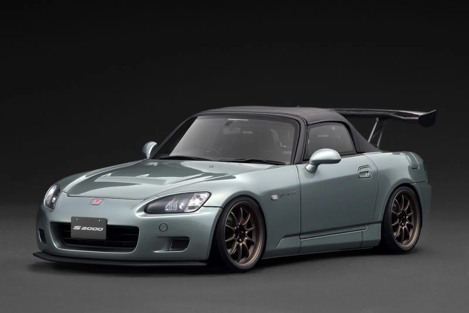 Ignition Model 1:18 Honda S2000 (AP1) Gun Metallic IG3918