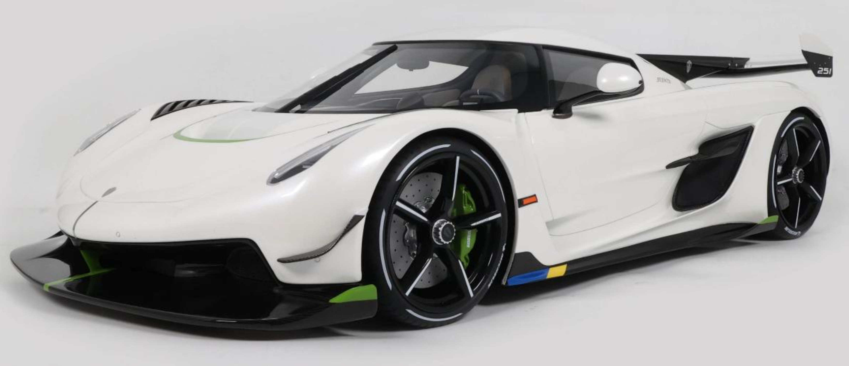 jeskoページ GT Spirit 1:8 KOENIGSEGG JESKO WHITE 2019 GTS801301 – Horizon Diecast