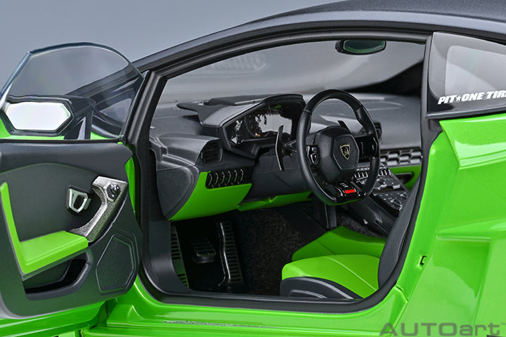 AutoArt 1:18 Liberty Walk LB Silhouette Works Huracan GT Pearl Green