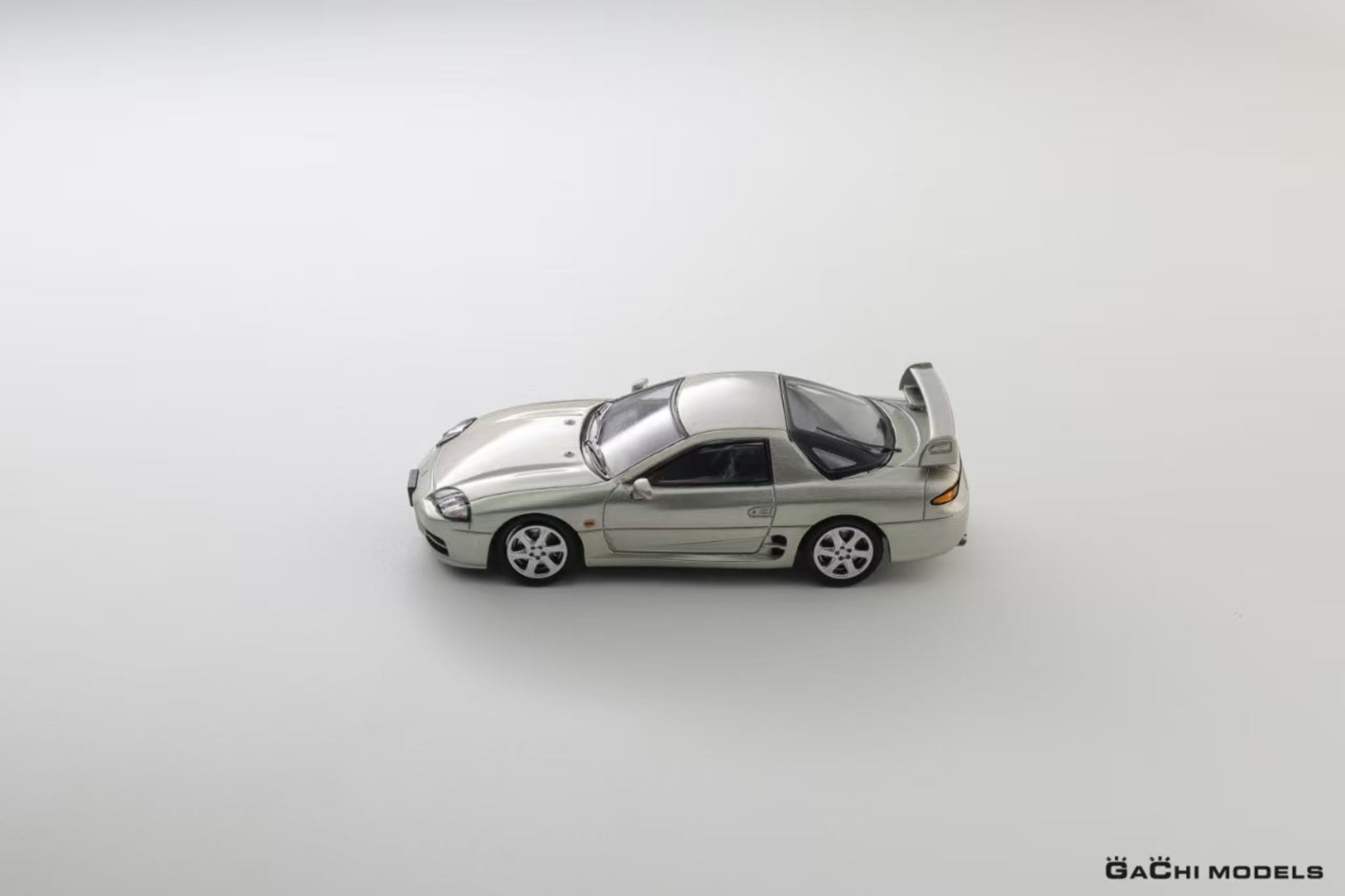 京商　三菱GTO１/２４ Amazon.com: Tamiya Mitsubishi GTO Twin Turbo - 1:24 Cars : Toys
