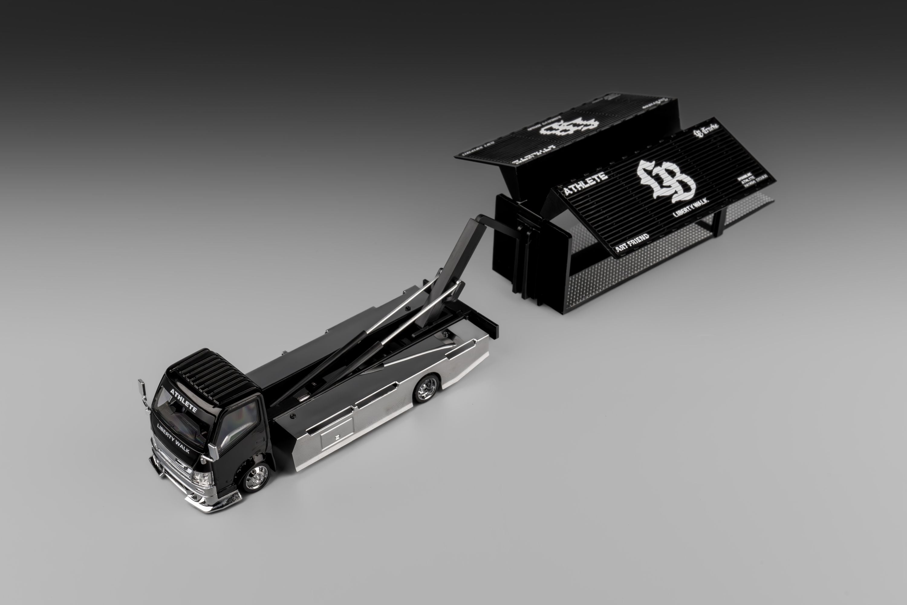 Microturbo 1:64 Custom Truck - AIT Limited Edition MT6404B9