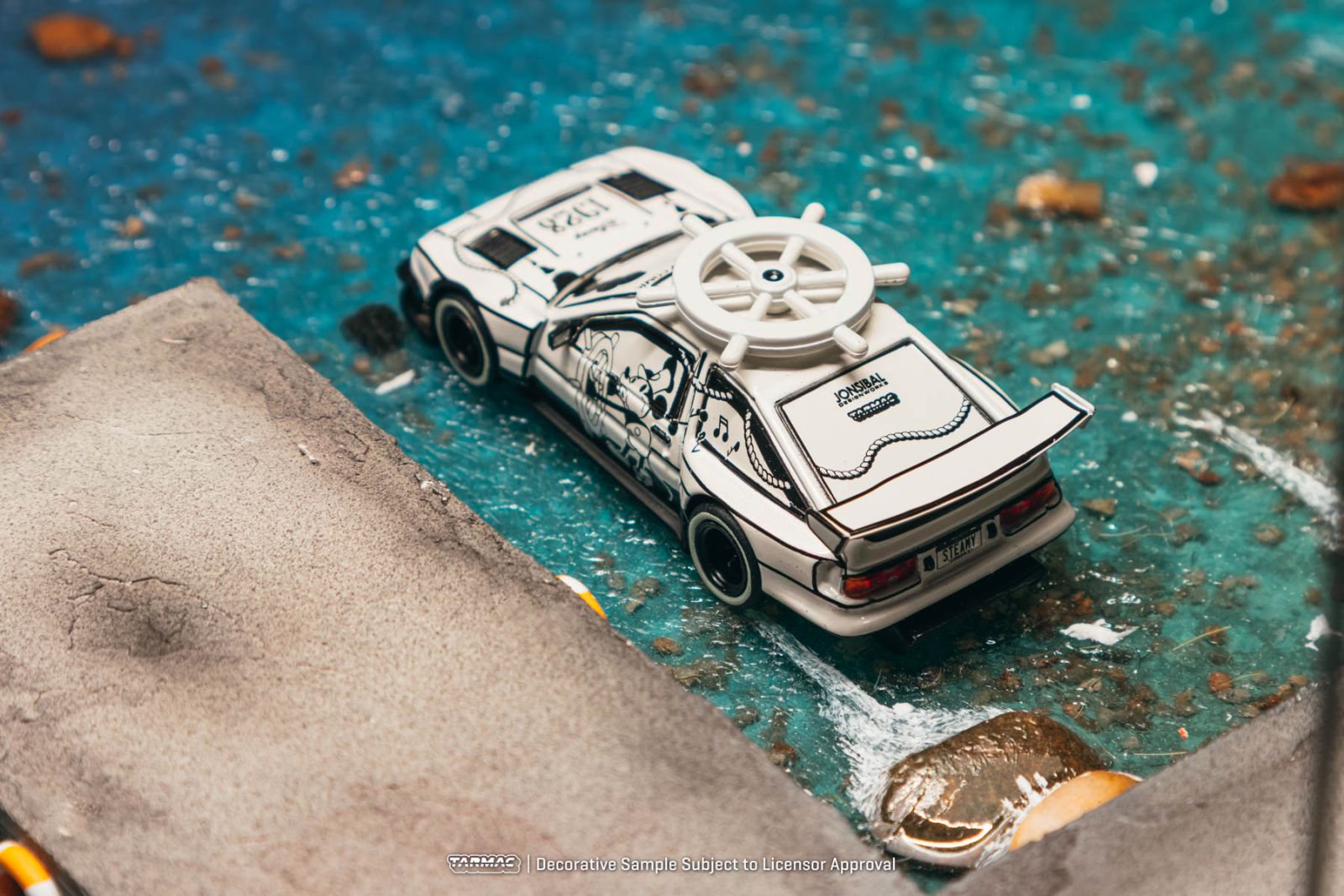 Preorder] Tarmac Works 1:64 Toyota Sprinter Trueno AE86 Widebody